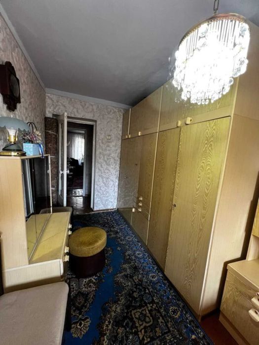 3 кімнатна квартира на вулиці Троїцькій