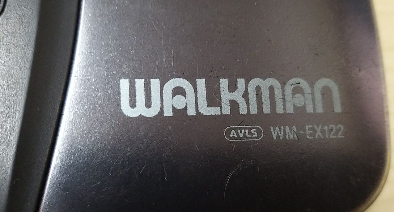 Sony Walkman AVLS WM-EX122 Portable Cassette Player