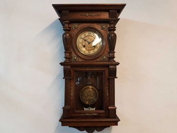 Zabytkowy zegar mechaniczny KIENZLE Bohemia z gongiem spiralnym 1919