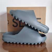 Yeezy Slide "Slate Marine" - Tamanho 43