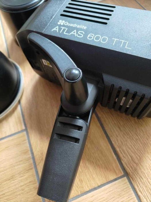 Lampa błyskowa Quadralite Atlas 600 TTL Nikon Canon