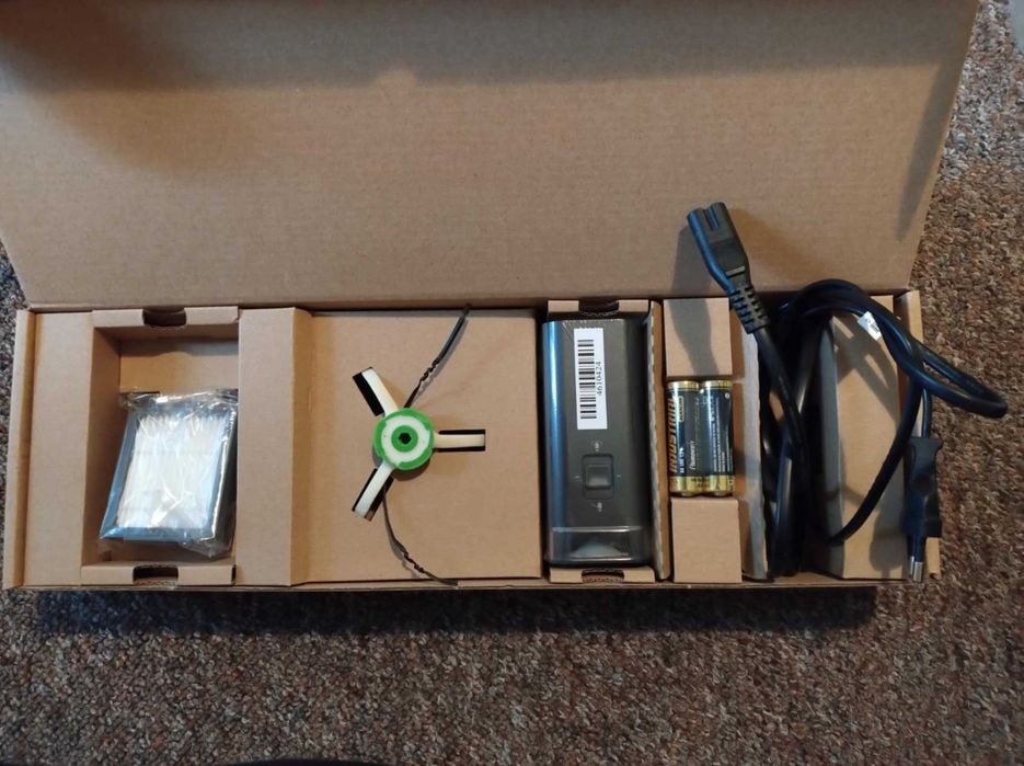 Robot sprzątający iRobot ROOMBA i7 (i7158) stan BARDZO DOBRY!