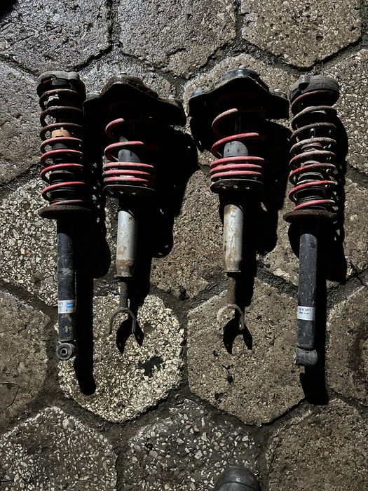 Komplet amortyzatorów sprężyny sportowe audi a4 b5