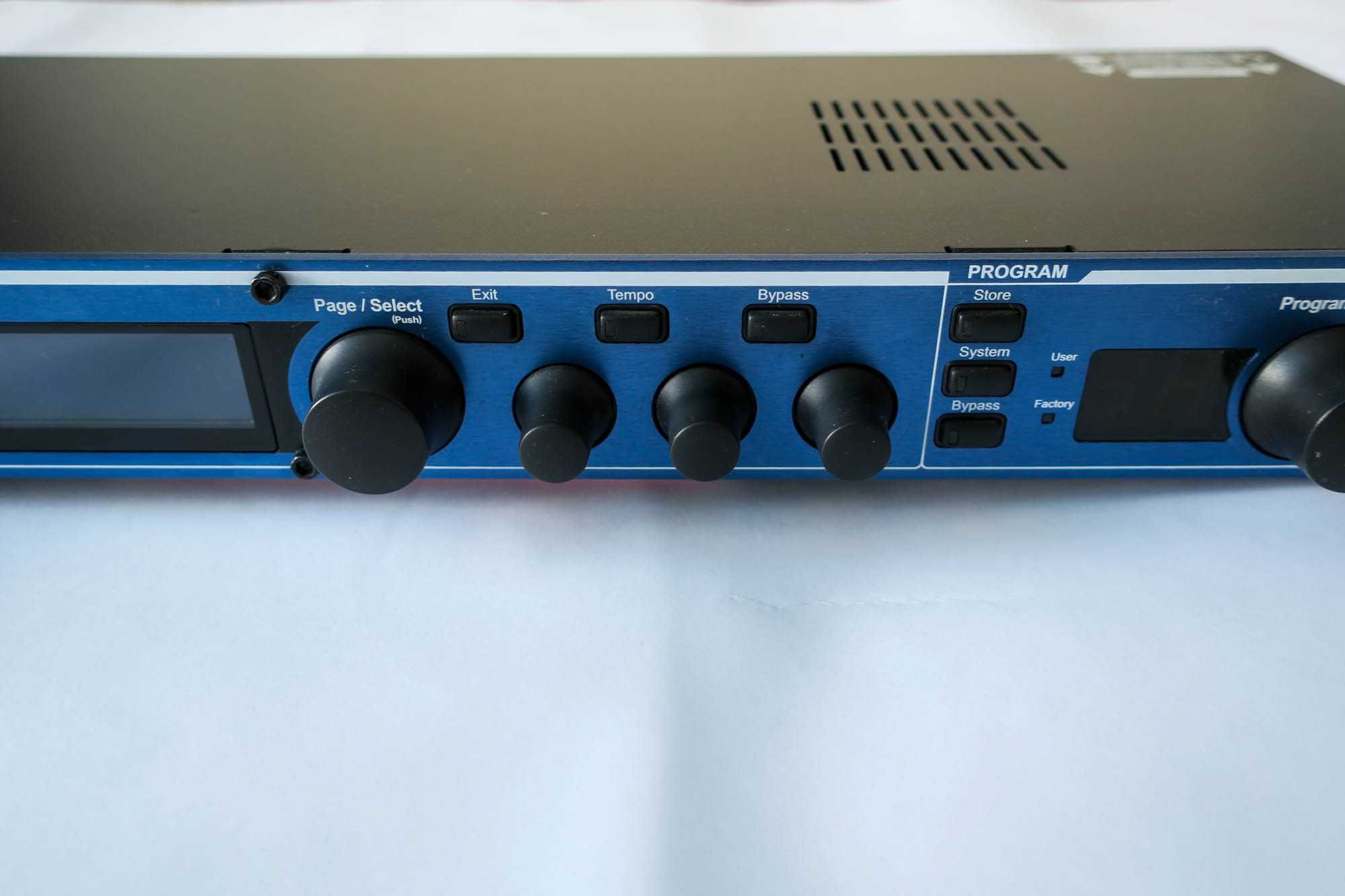 Процессор эффектов Lexicon MX300