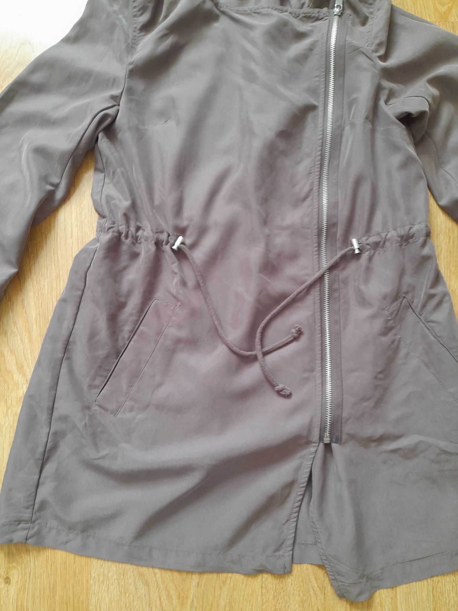 Wiosenna parka Divided