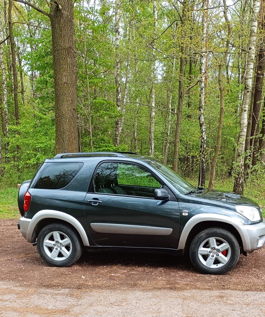 Toyota RAV4  2004