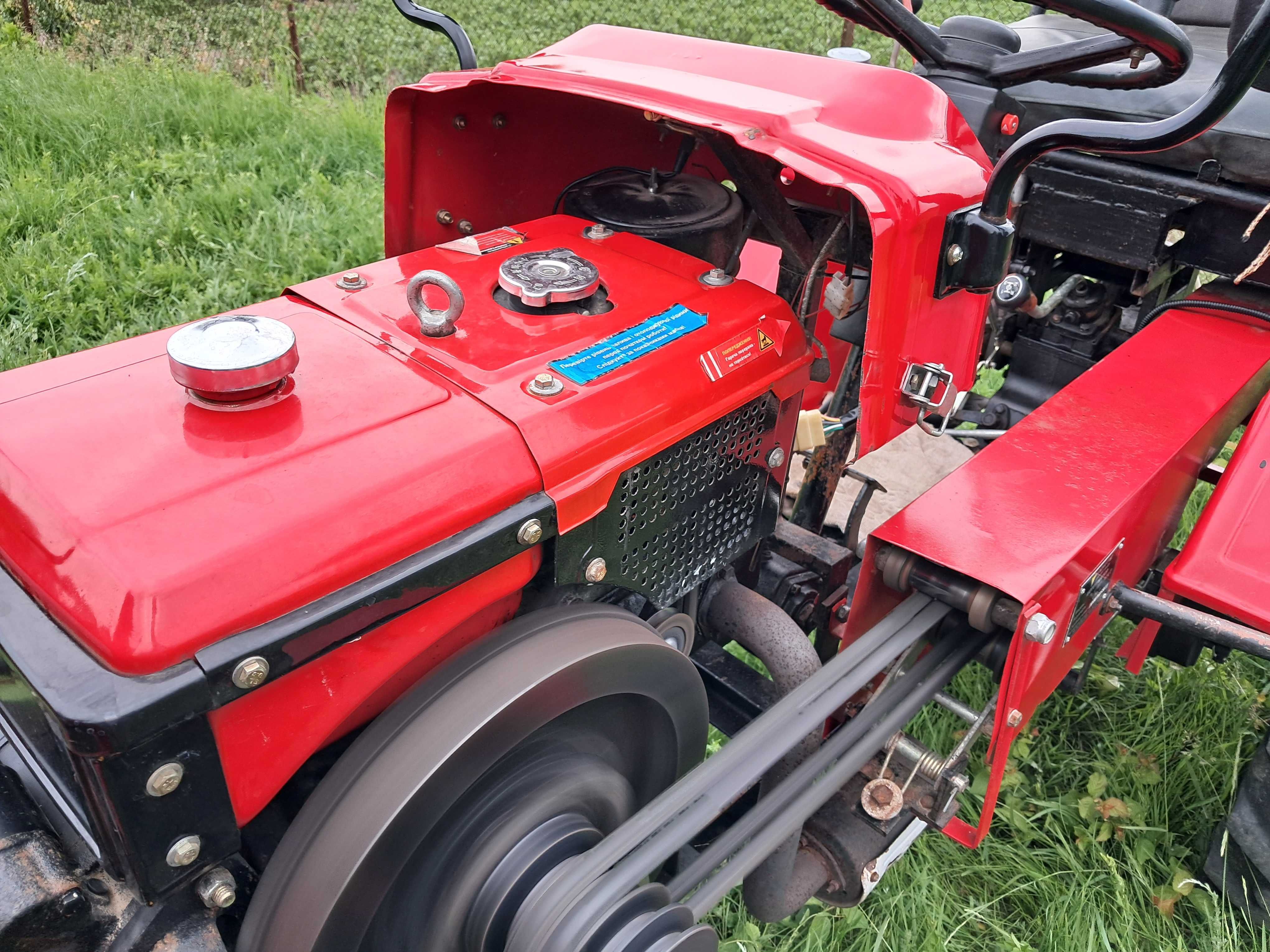 МініТрактор FORTE MT-161LT 15л.с в комплекті фреза, копалка, косілка.