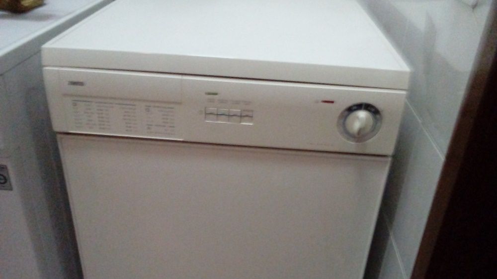 maquina secar roupa zanussi