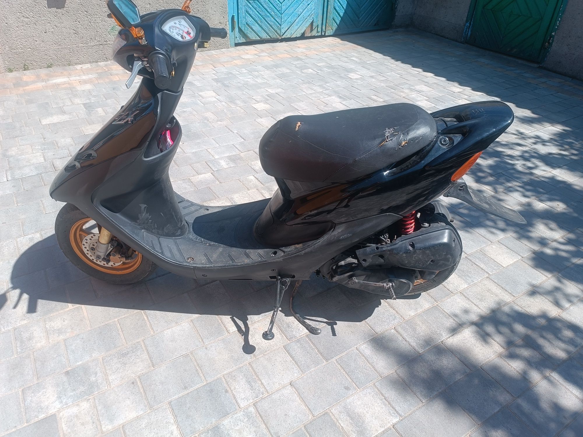 Honda Dio 35 zx.