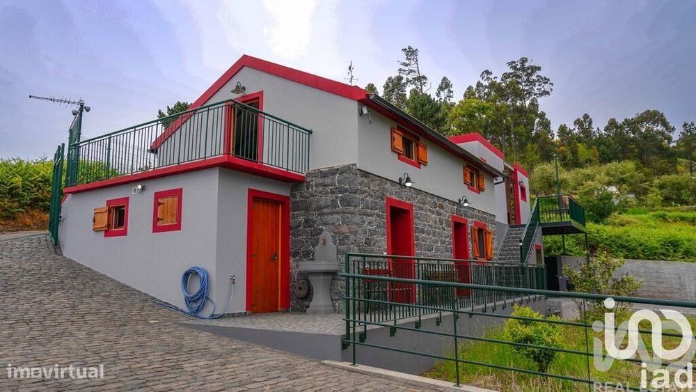 Terreno Agrícola em Canhas