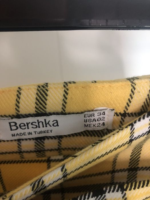 Spódniczka kopertowa Bershka rozmiar 34