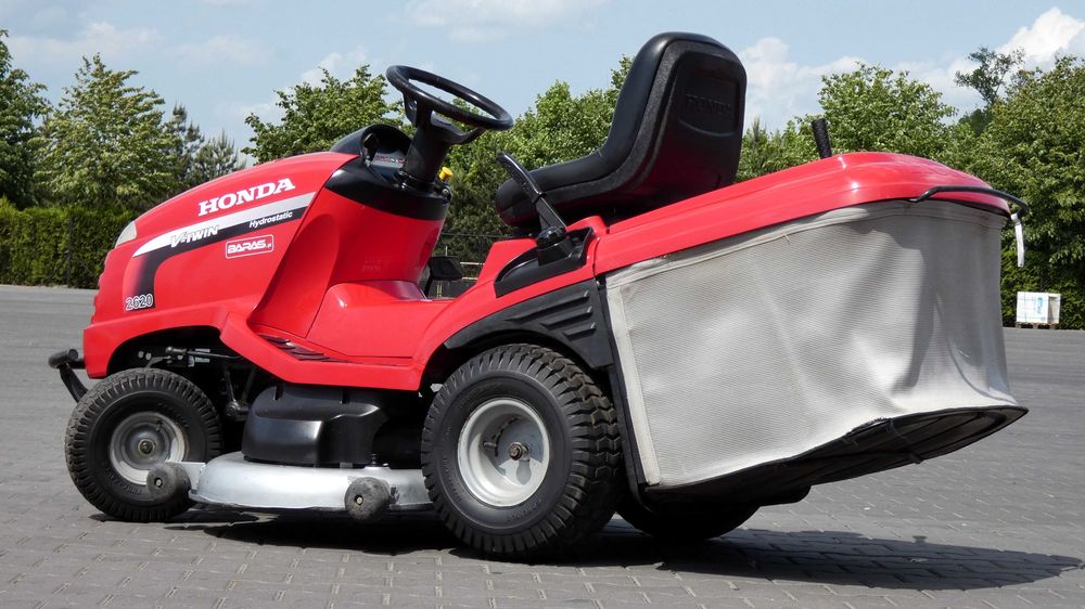 Traktorek kosiarka HONDA 2620 2 Cylindry 122cm (060604.5) - Baras