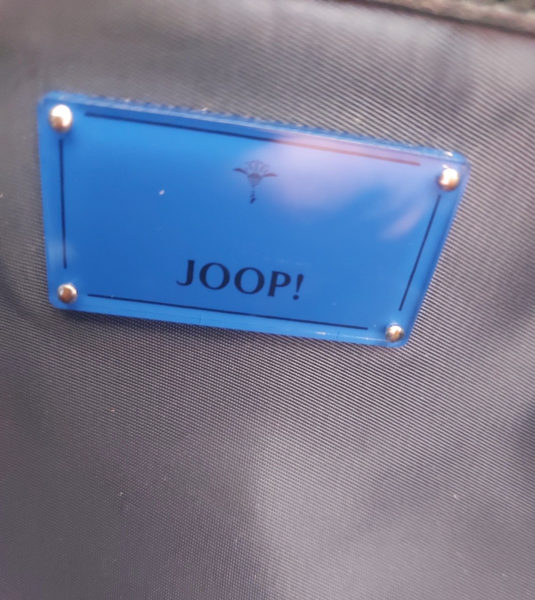 Torba Joop mieści A4 oryginał