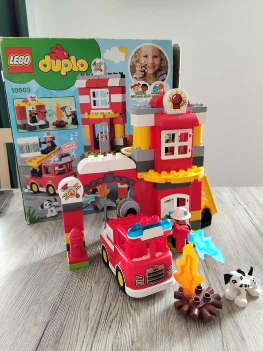 LEGO Duplo remiza strażacka 10903