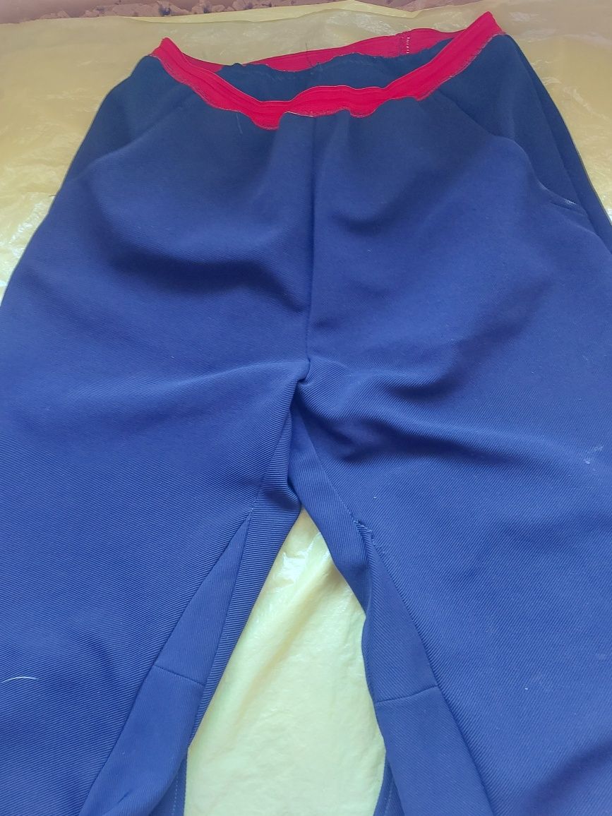 Stare spodnie damskie z czasów PRL rozmiar L/XL
