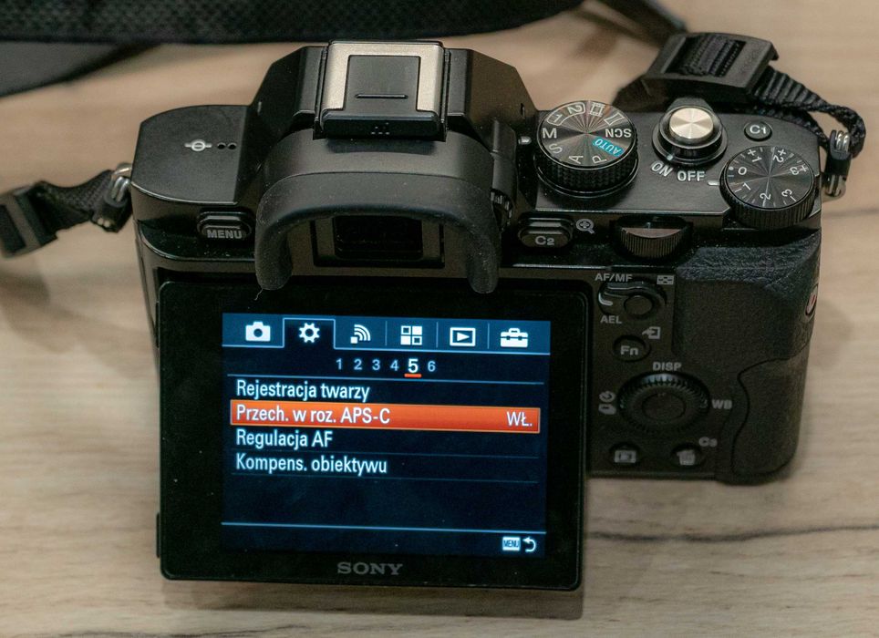 SONY A7 - body + dodatki, niski przebieg 16tys.