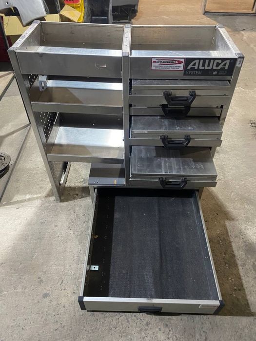 Стілажи полкі оборудування для автомобілів в грузовий вітсік з шухляда