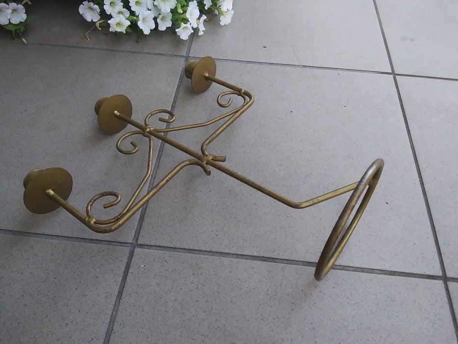 Stary nietypowy świecznik 3 ramienny metalowy zabytkowy przedmot z PRL