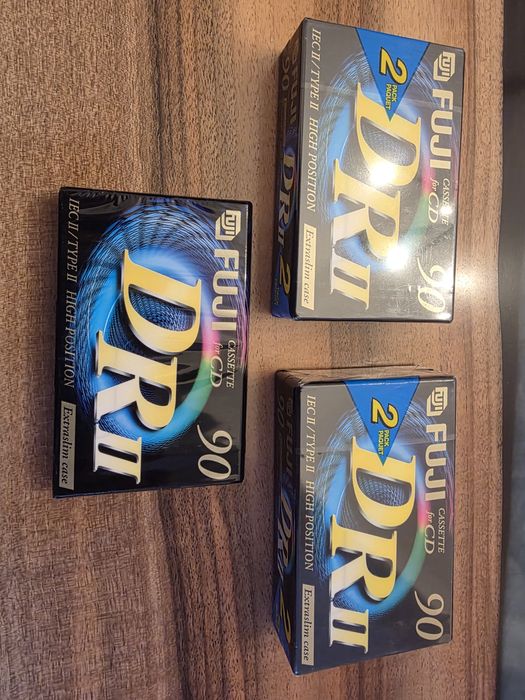 Fuji Dr II type II chrom 90 min . 5 sztuk.  Kaseta magnetofonowa