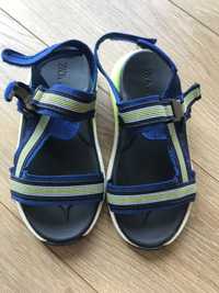 Sandalki zara 25