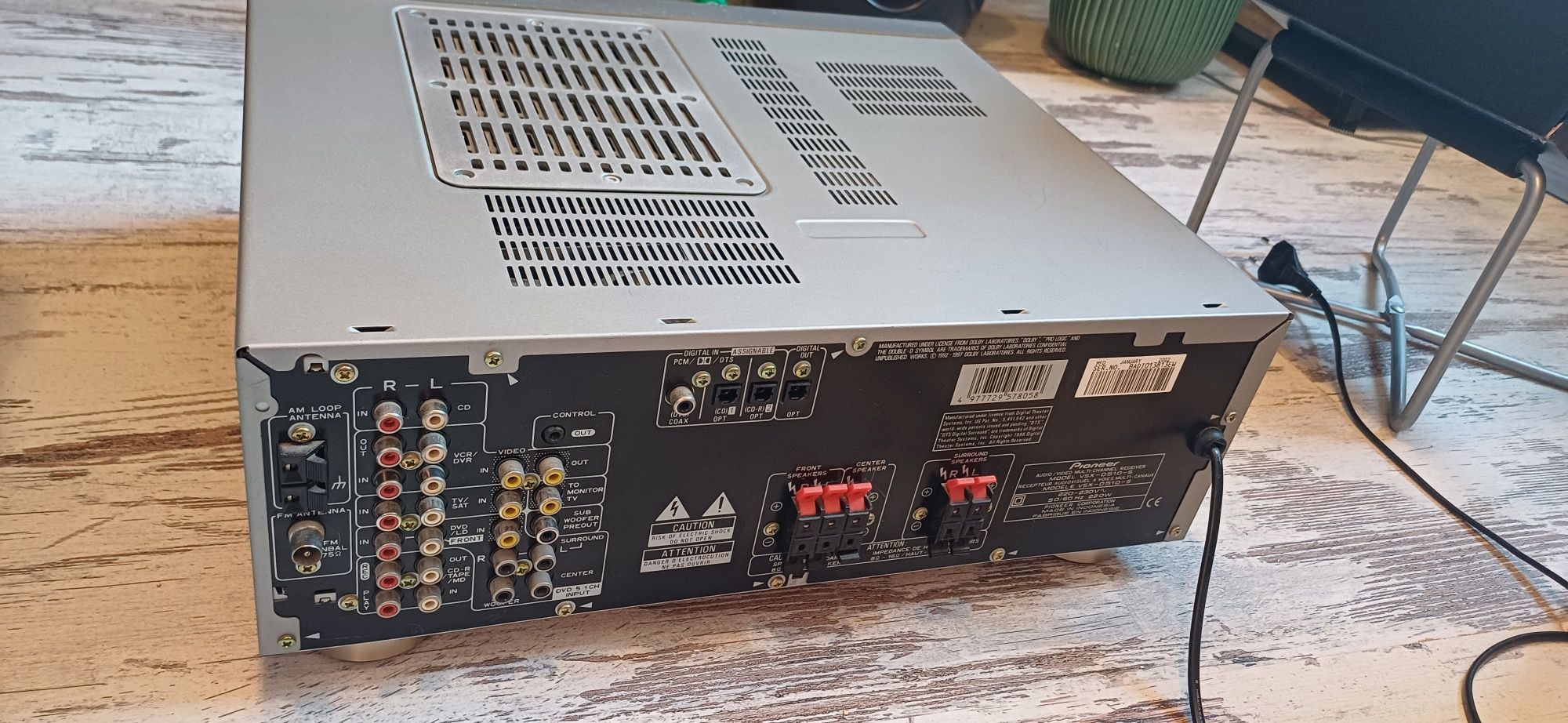 Pioneer VSX-D510 + pilot
