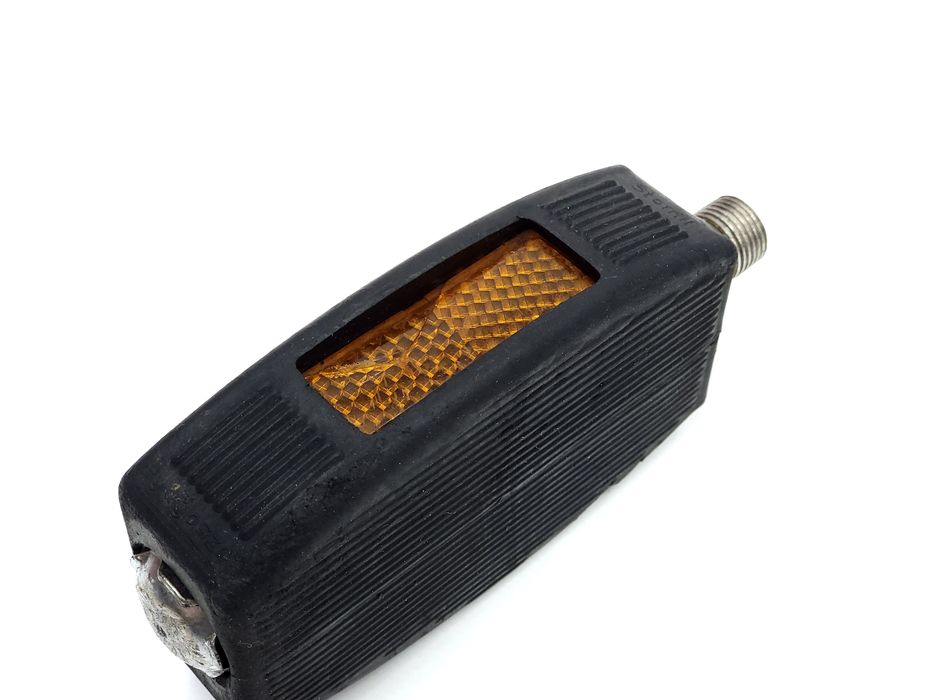 NOWY prawy pedał gumowy Stomil Bydgoszcz ZZR Romet Karat Flaming Wigry