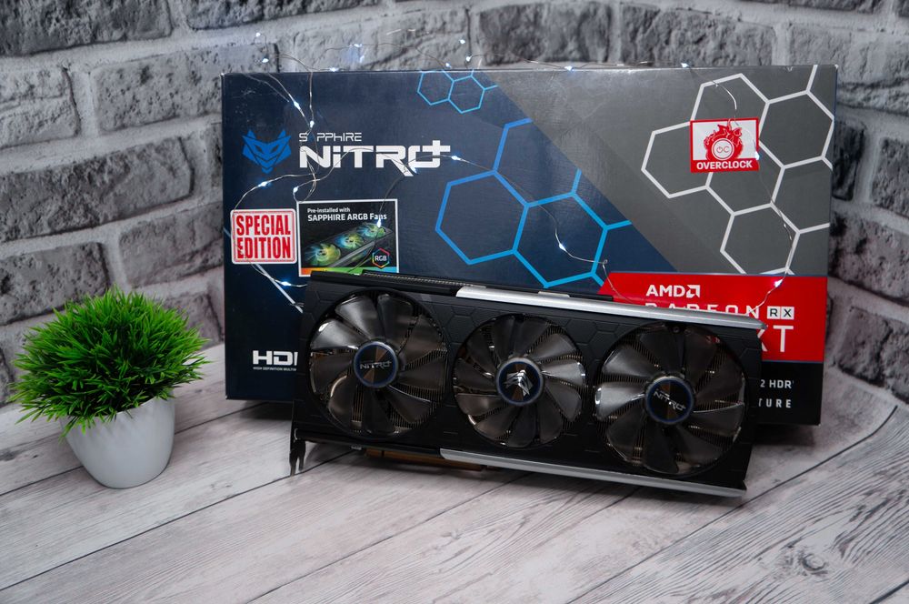 Топ Ігрова відеокарта Sapphire Nitro+ Special Edition (SE) RX 5700 XT