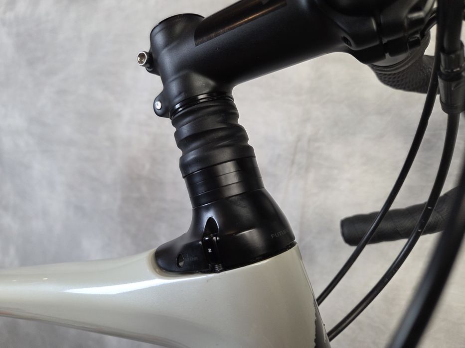 Rower Specialized Diverge Comp Carbon 56