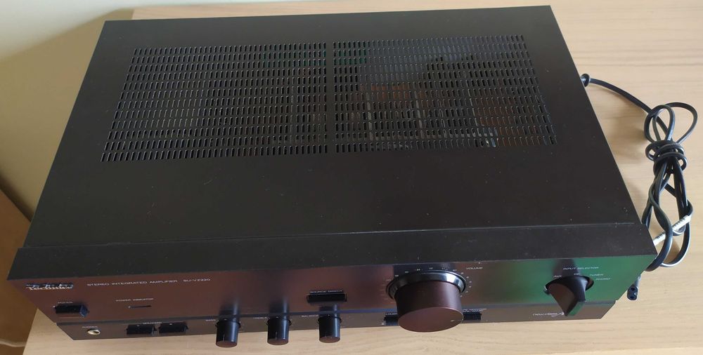 Wzmacniacz stereo SU-VZ220 firmy Technics