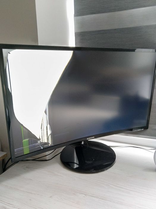 Монітор SAMSUNG C27F390 27 НЕробочий, на запчастини!