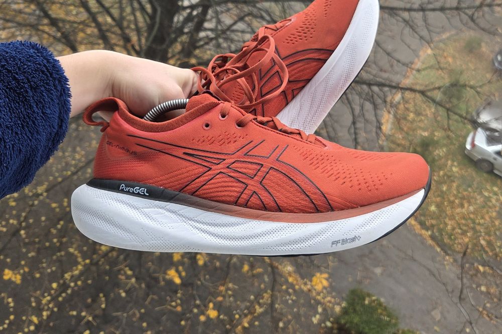 43-43.5р Asics Gel Nimbus 25 Kayano Cumulus бігові кросівки