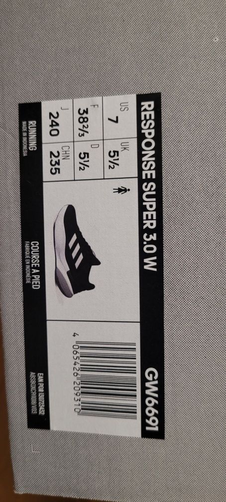 Adidas RESPONSE SUPER 3.0, р 7, 24 см