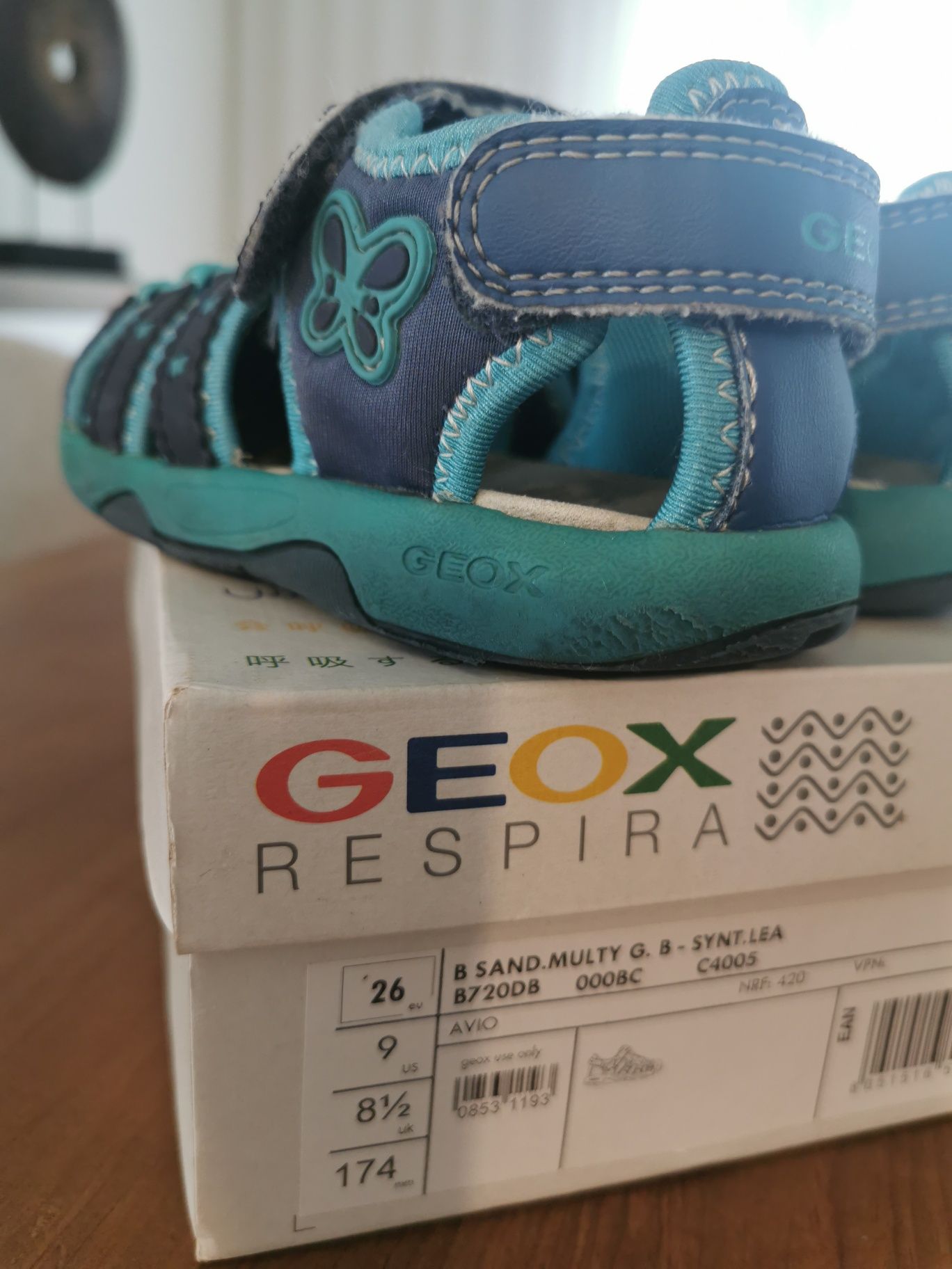 Sandalias Geox menina tamanho 26