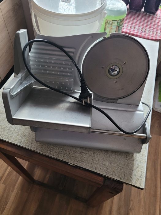 Maszynka do krojenia chleba