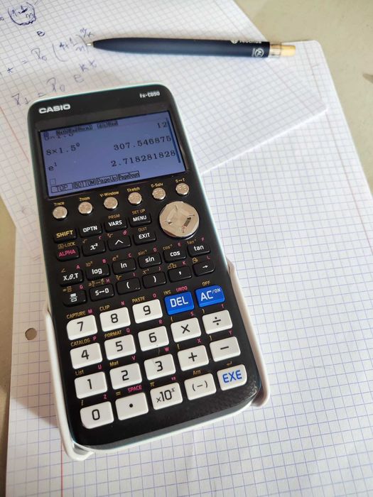 Casio fx-CG50 gráfica – Nova, selada, completa