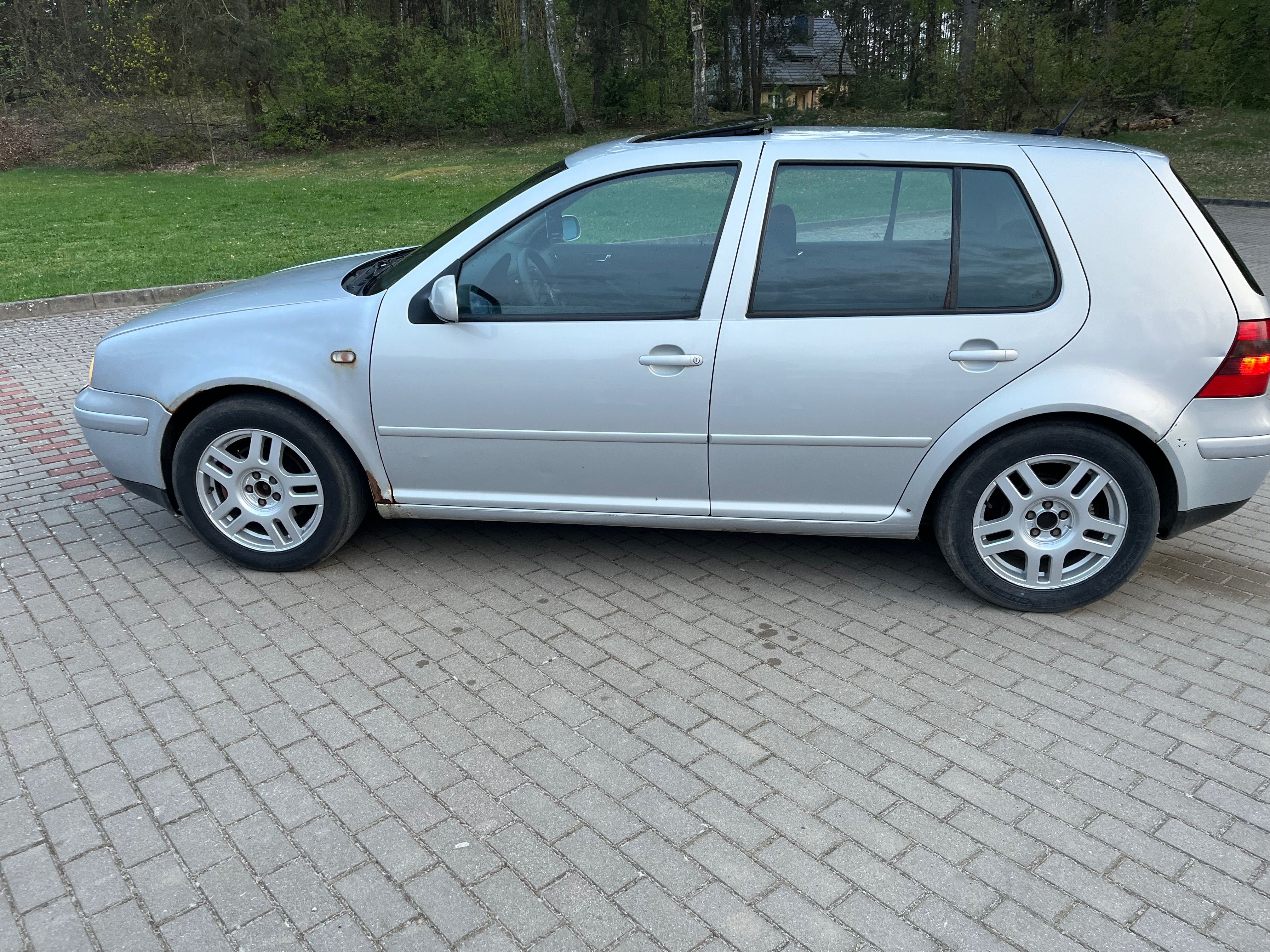 Golf IV 2.3 v5 150km automat