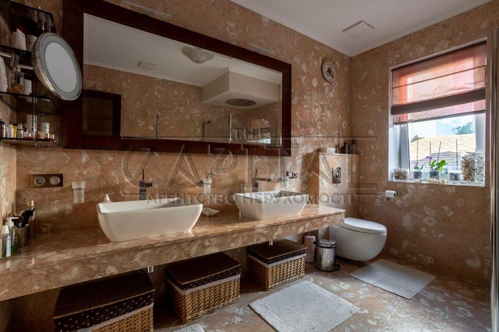 Оренда будинку Іванковичі 1200м2, басейн, сауна, винний погріб, 65 сот