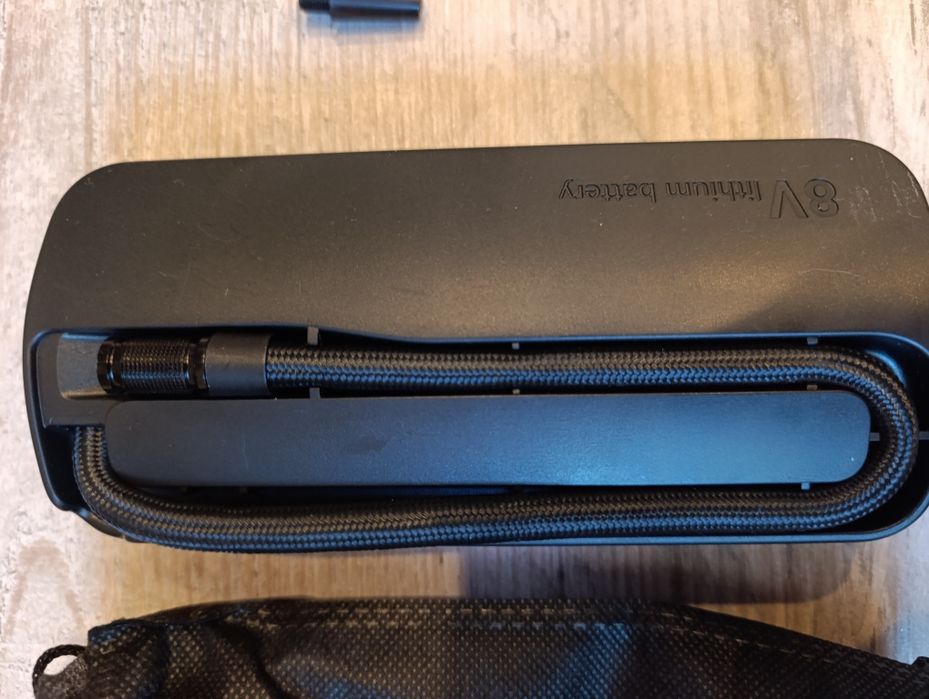 Mini kompresor do auta