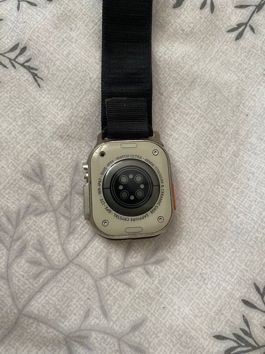 Apple Watch Ultra, 49mm Titanium Case and Sapphire Crystal