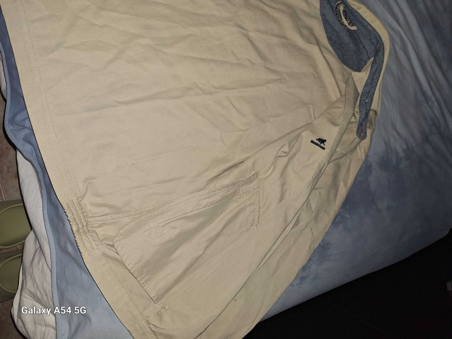 Casaco decenio como novo