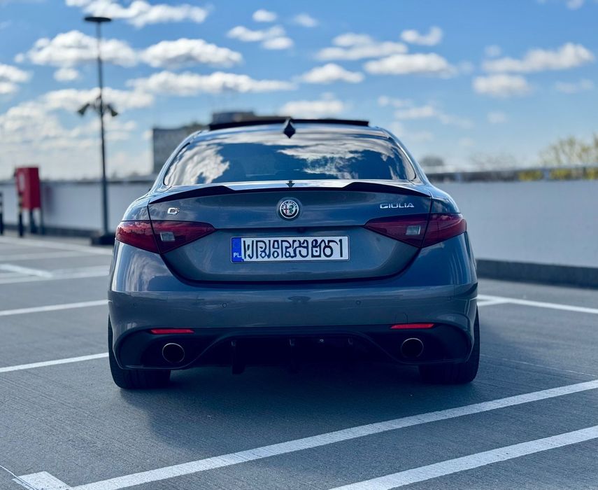 Alfa Romeo Giulia Alfa Romeo Giulia Veloce Ti