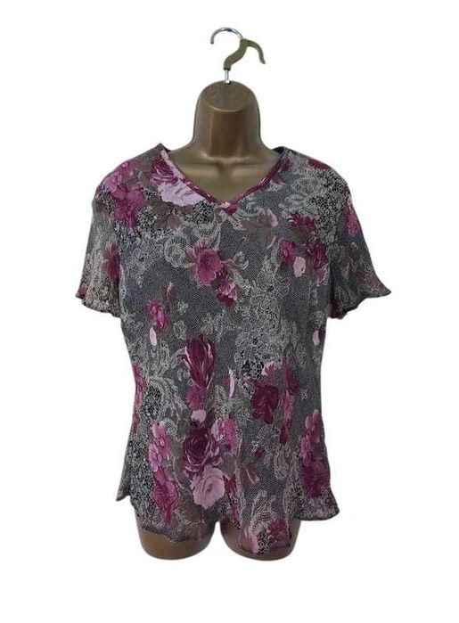 Plus Collection vintage top 16