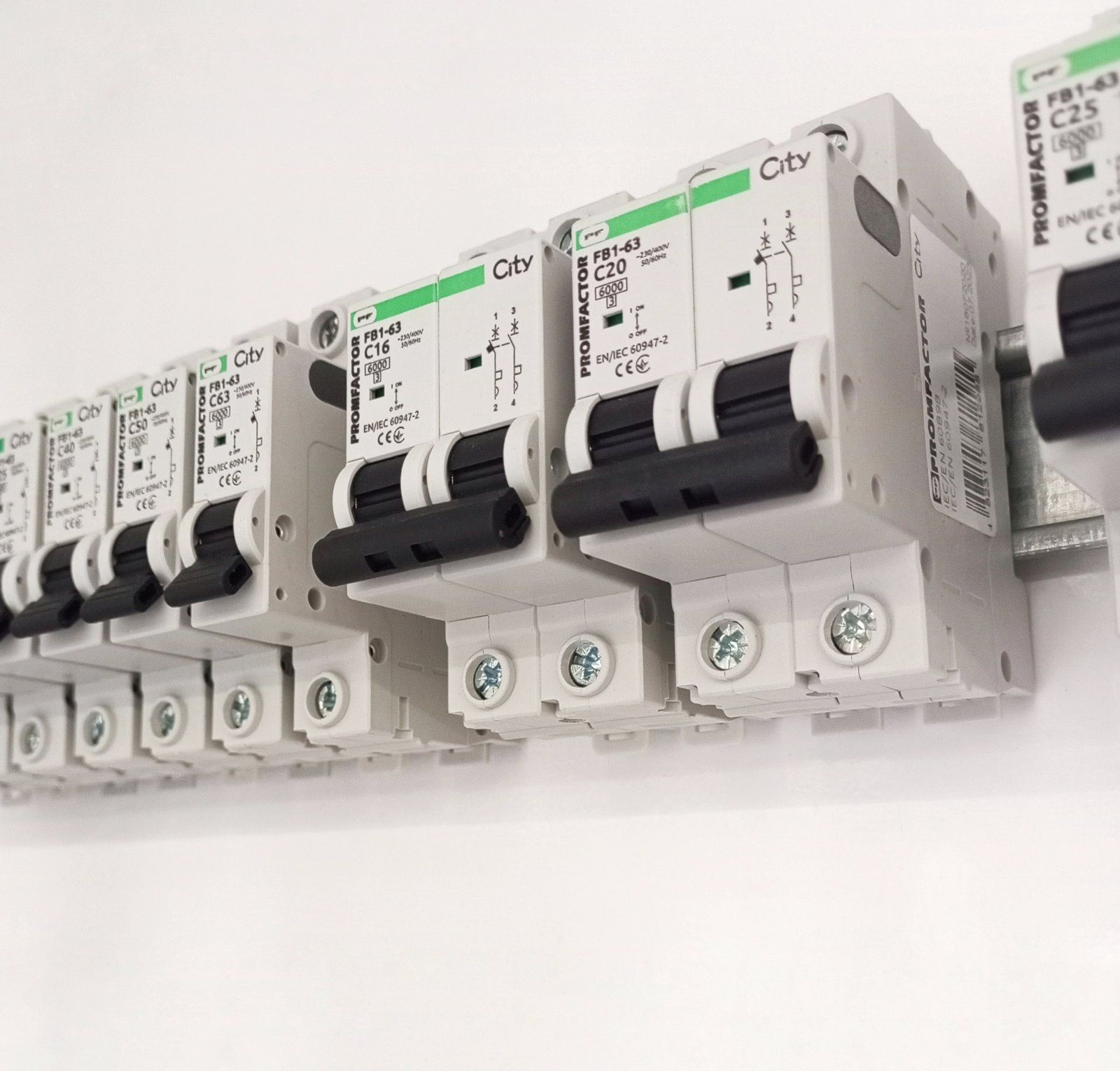Автоматы Promfactor Schneider Hager 10a 16a 25a ПЗВ, УЗО, РЕЛЕ