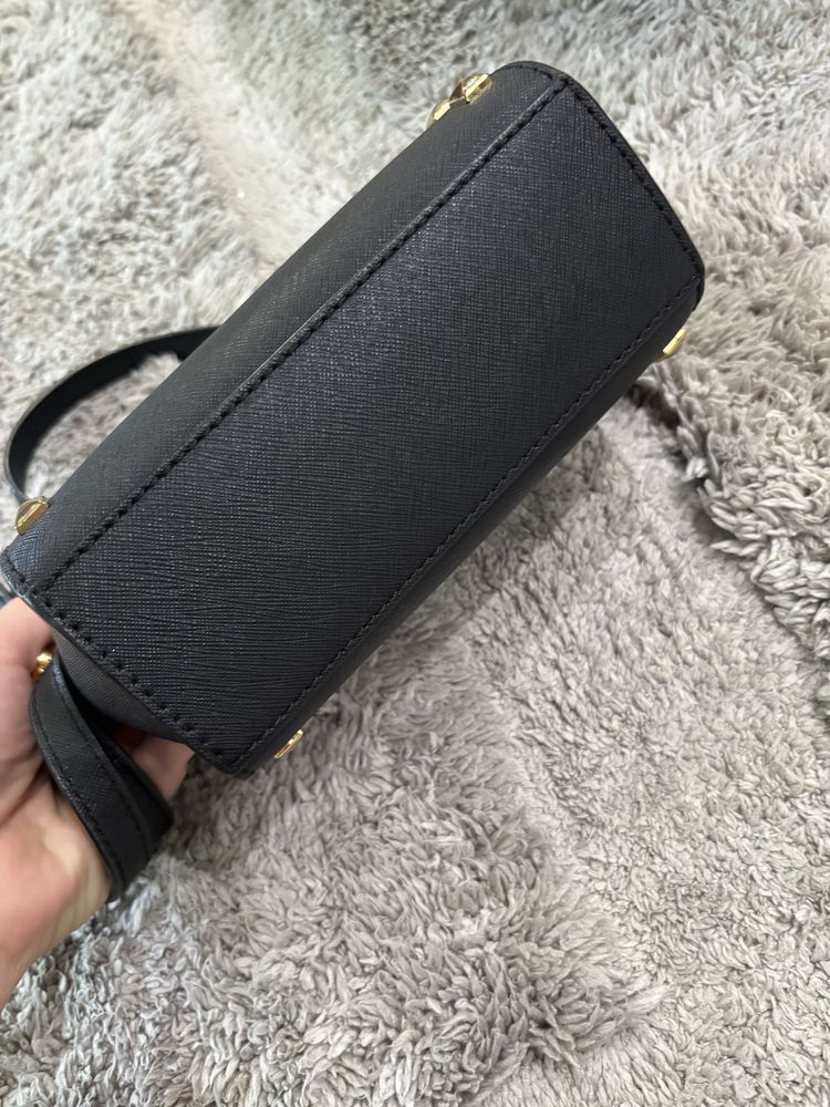 Torebka skórzana michael kors z ćwiekami