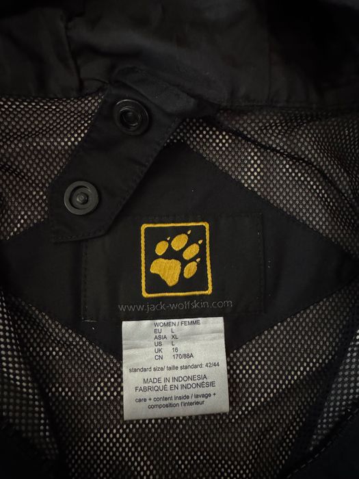 Куртка вітровка JackWolfskin р48