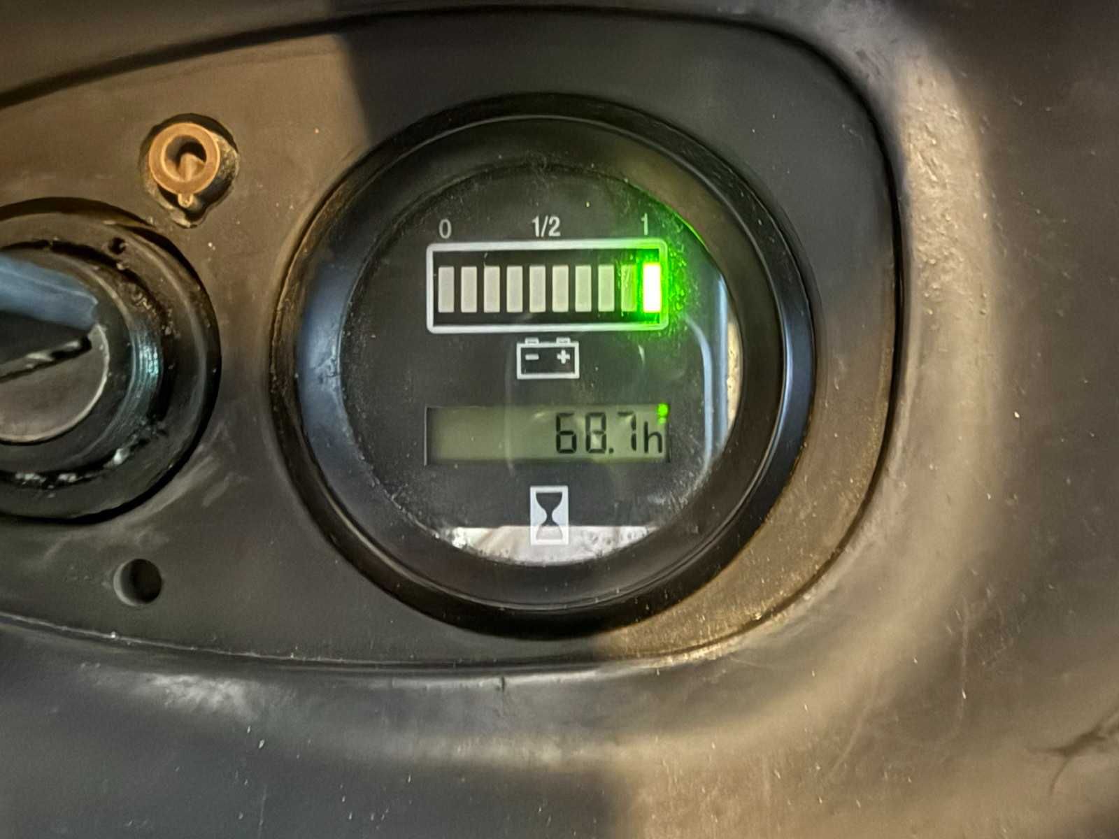 Штабелер поводковий Toyota Linde 5.4м
