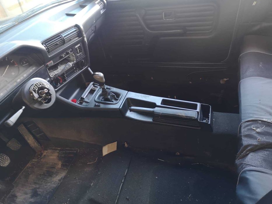 BMW E30 316 _ Para Peças