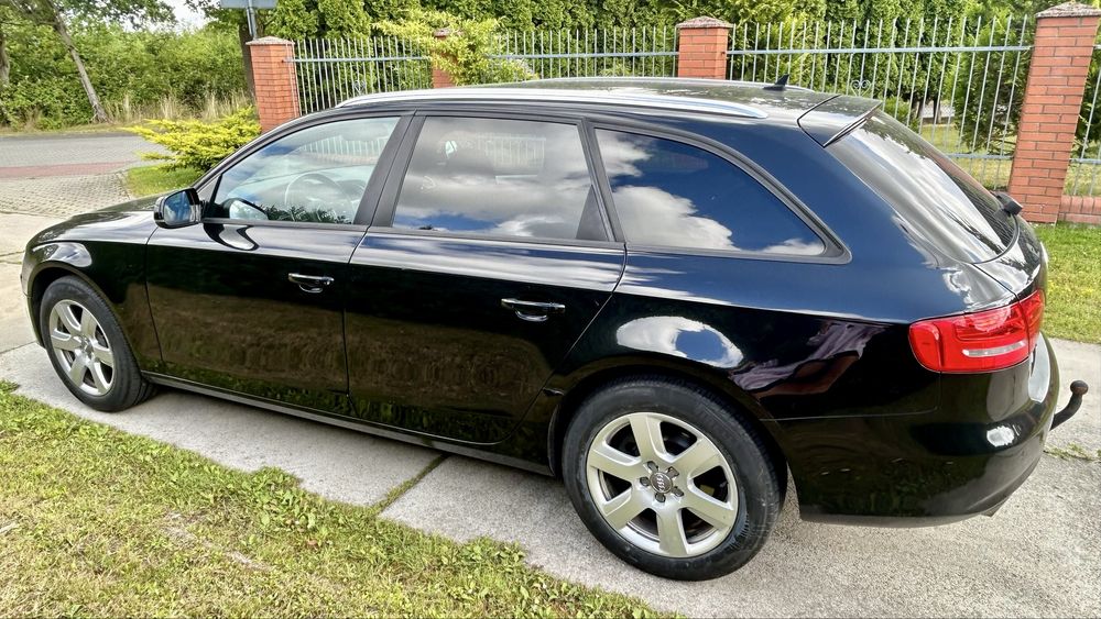 AUDI A4 B8, Multitrinic  2.0 TDI 177 KM
