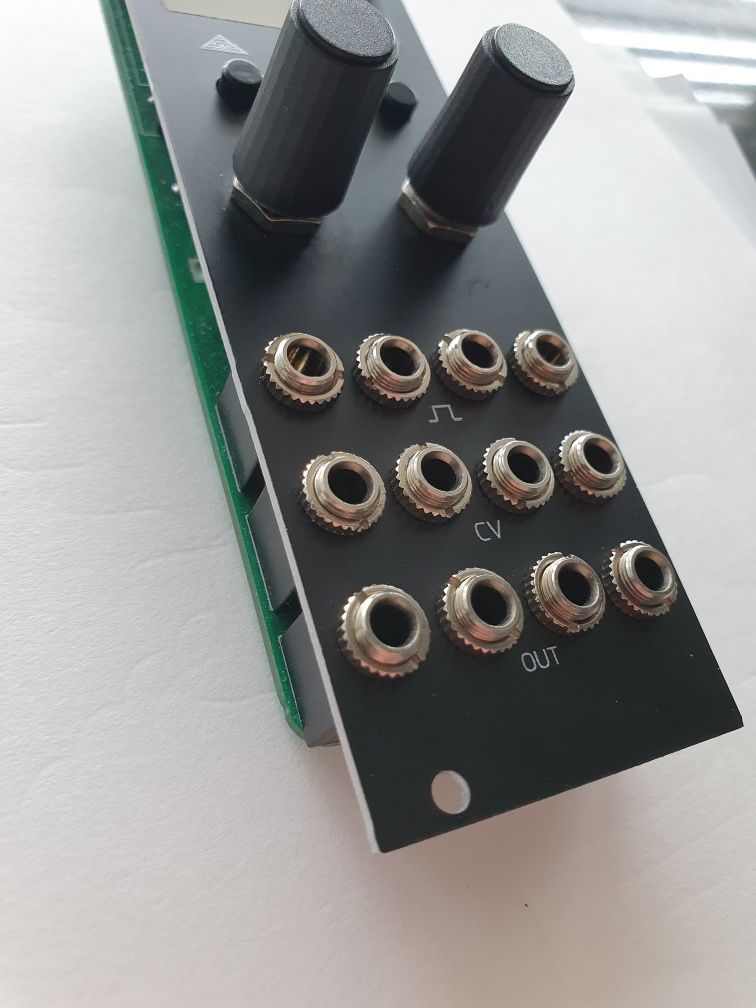 Ornament and Crime moduł eurorack syntezator modularny