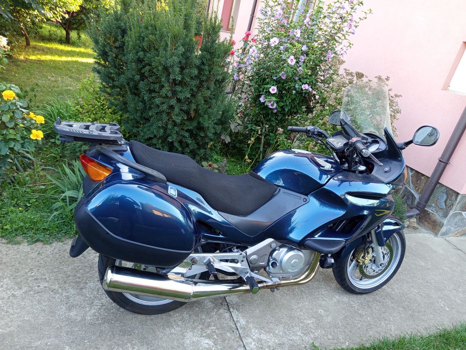 Honda 650 Deauville Хонда девіль